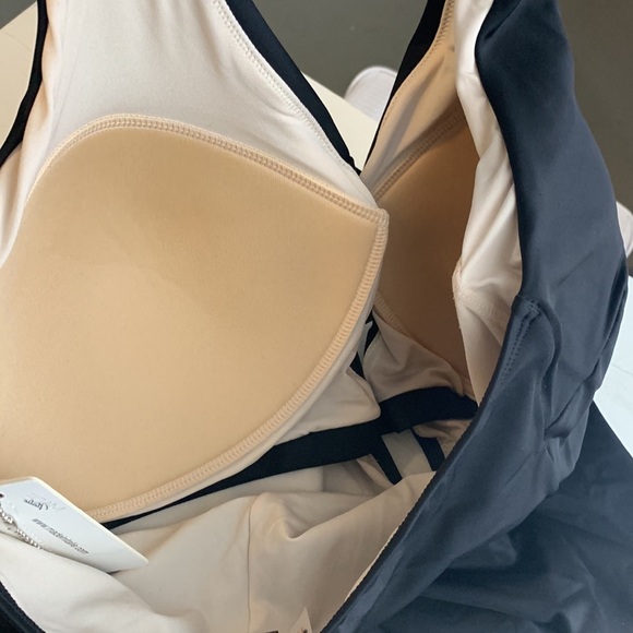 Made in Italie Deep plunge halter one piece - Picture 9 of 10